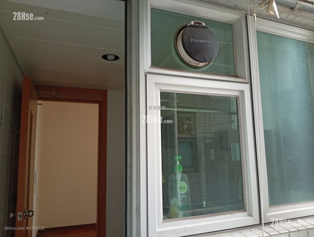 港湾豪庭 售盘 2 房 , 1 浴室 372 平方尺