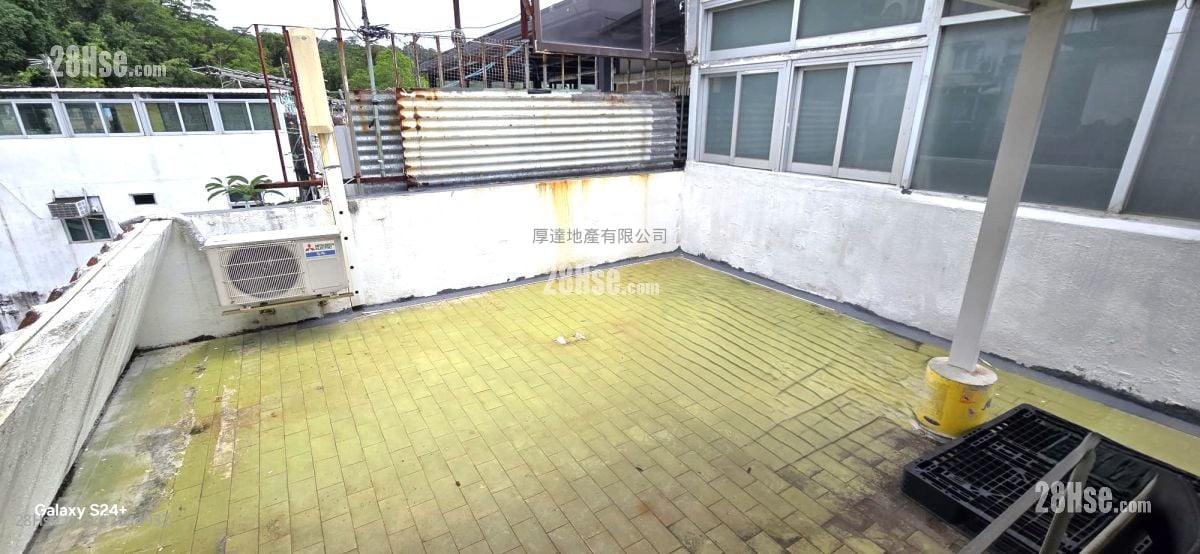 Village Rental 1 Bedroom , 1 Bathroom 300 ft²