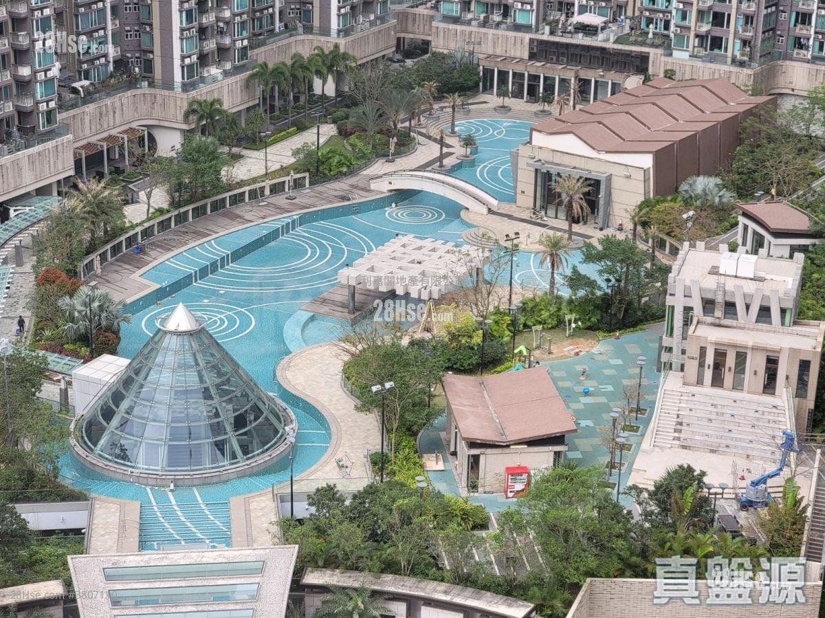 Manor Hill Sell Studio , 1 Bathroom 203 ft²