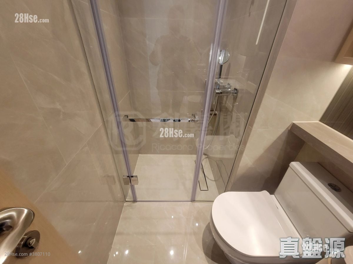 Manor Hill Sell Studio , 1 Bathroom 203 ft²