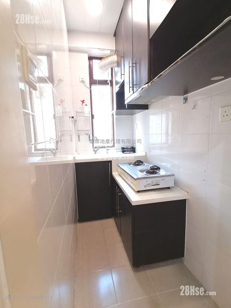 Fook On Mansion Rental 2 Bedrooms , 1 Bathroom 318 ft²