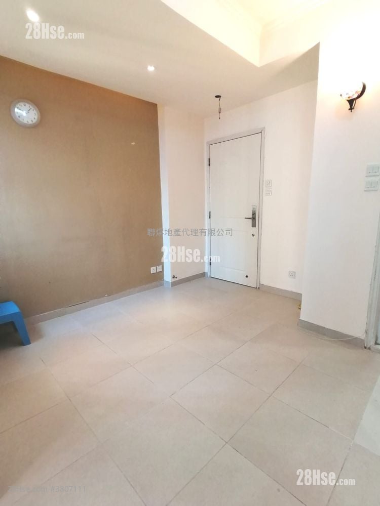 Fook On Mansion Rental 2 Bedrooms , 1 Bathroom 318 ft²