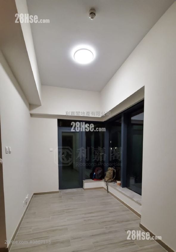 君豪峰 售盤 1 房 , 1 浴室 299 平方呎