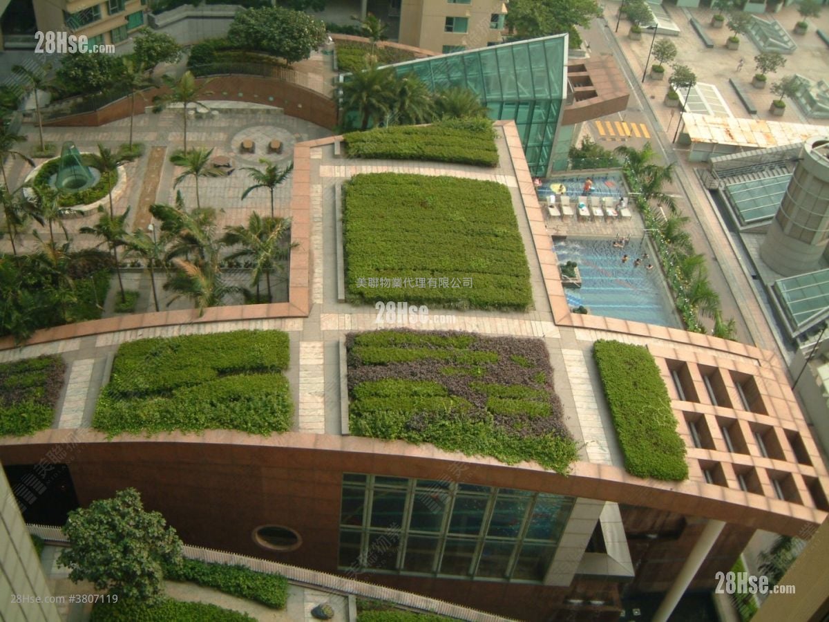 The Waterfront Sell 3 Bedrooms 794 ft²