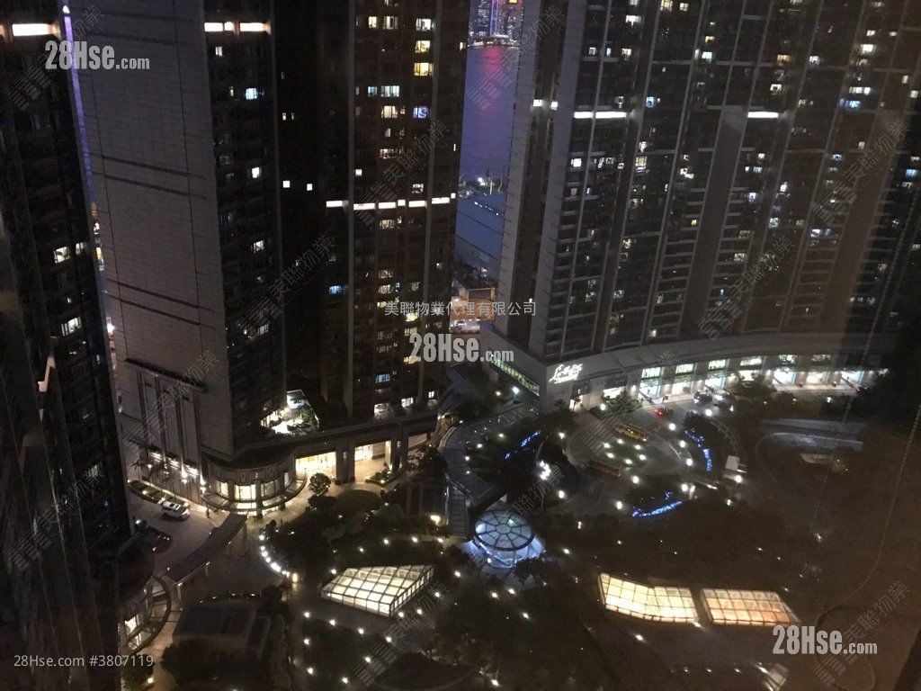 The Waterfront Sell 3 Bedrooms 794 ft²