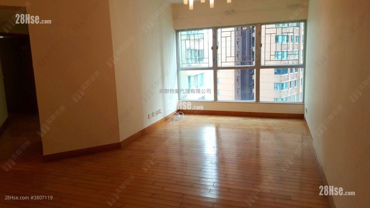 The Waterfront Sell 3 Bedrooms 794 ft²