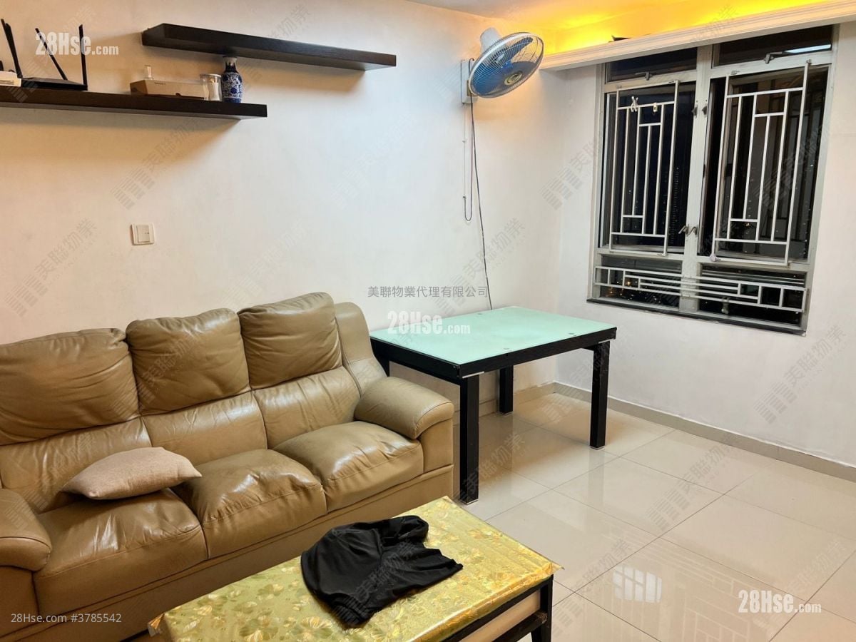 Kwong Ming Court Sell 2 Bedrooms , 1 Bathroom