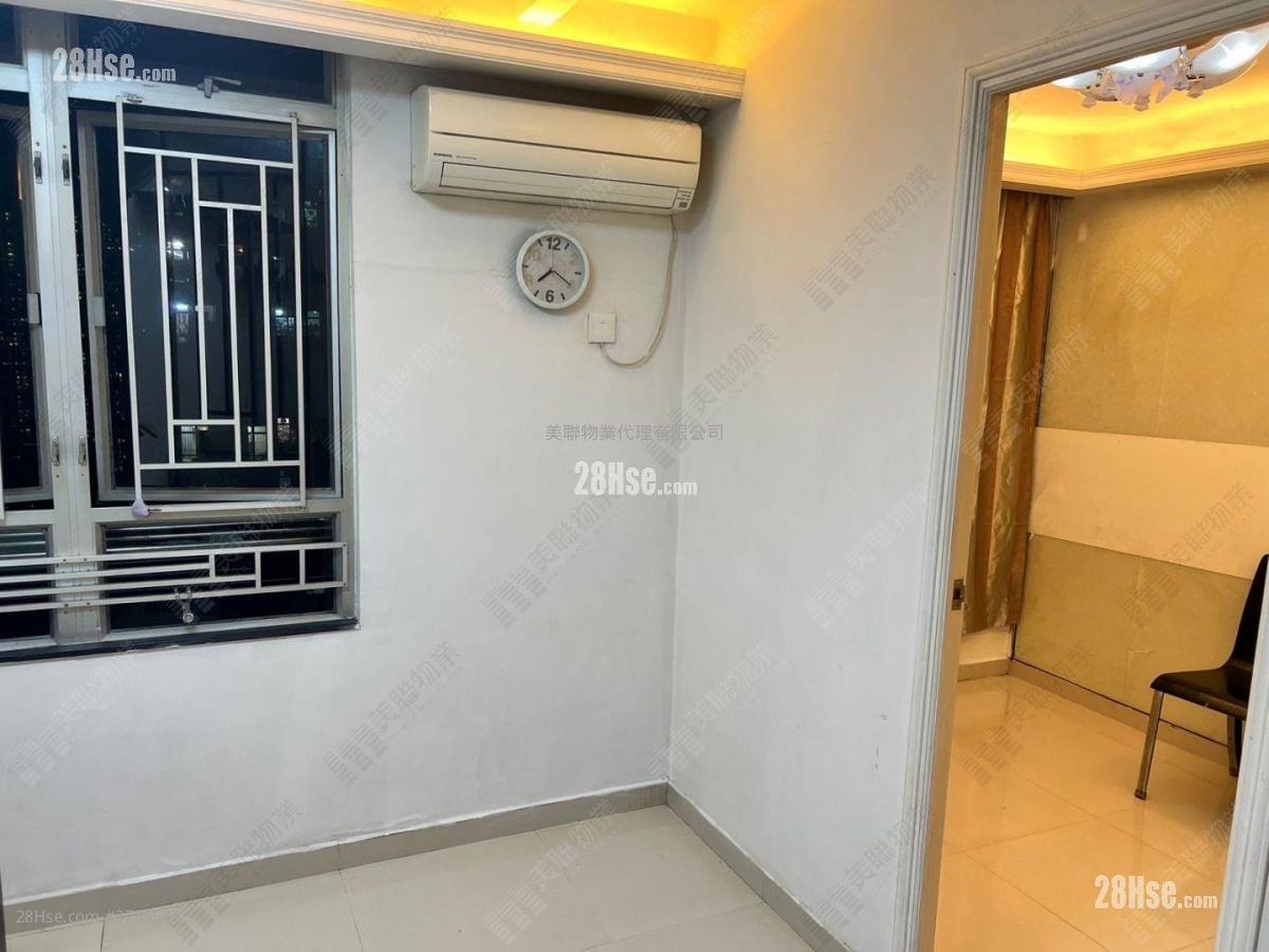 Kwong Ming Court Sell 2 Bedrooms , 1 Bathroom