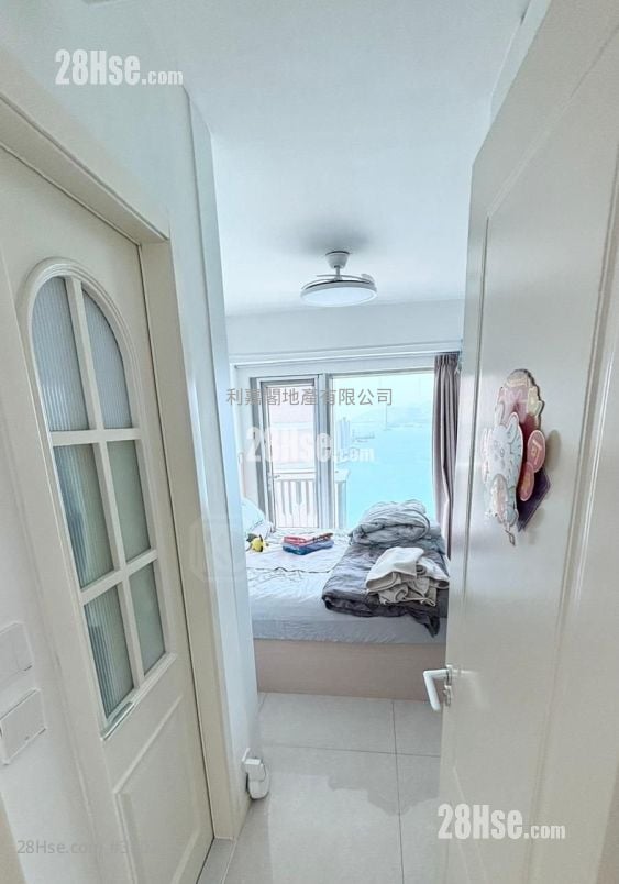 环宇海湾 售盘 3 房 , 2 浴室 758 平方尺