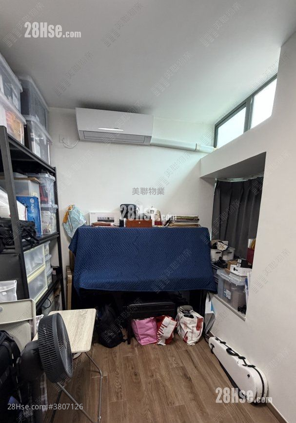 蔚蓝湾畔 售盘 3 房 , 2 浴室 745 平方尺