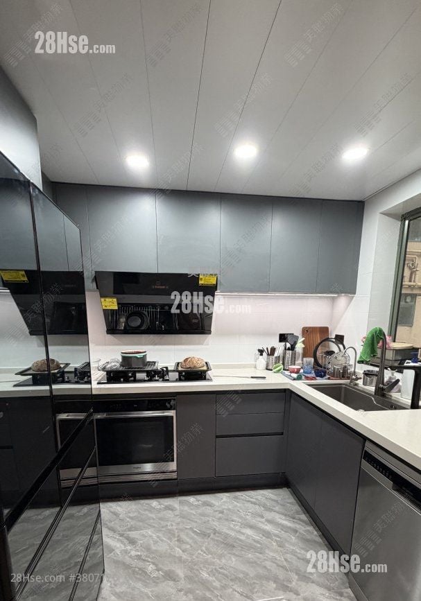 蔚蓝湾畔 售盘 3 房 , 2 浴室 745 平方尺