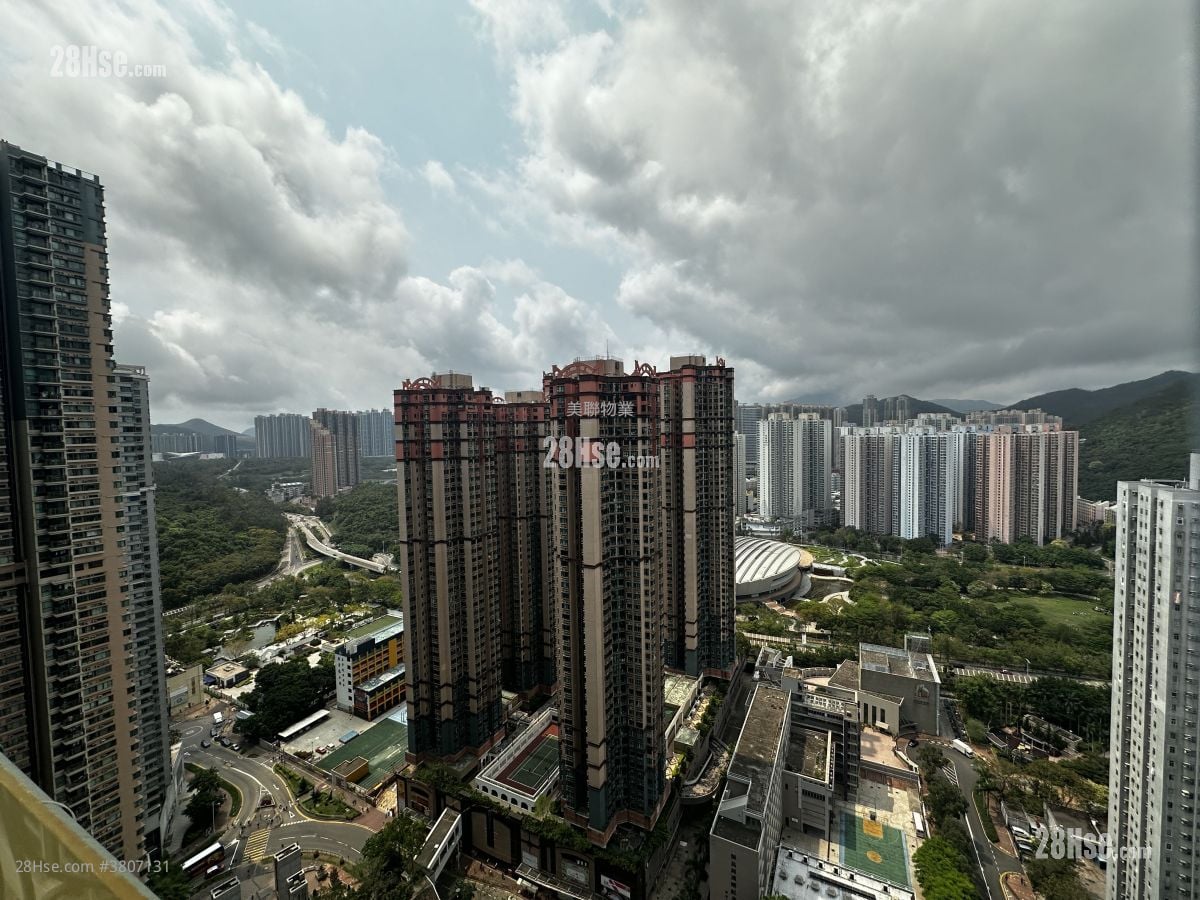 蔚蓝湾畔 售盘 4 房 , 2 浴室 850 平方尺