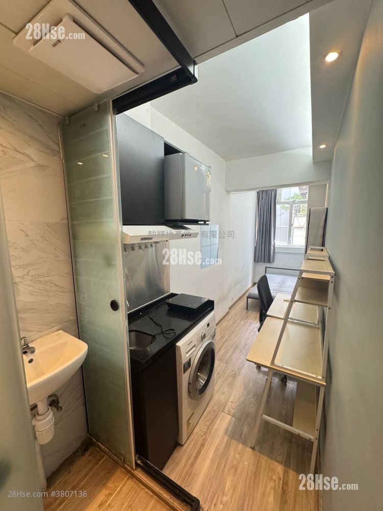 远东大厦 租盘 开放式间隔 , 1 浴室 1,378 平方尺