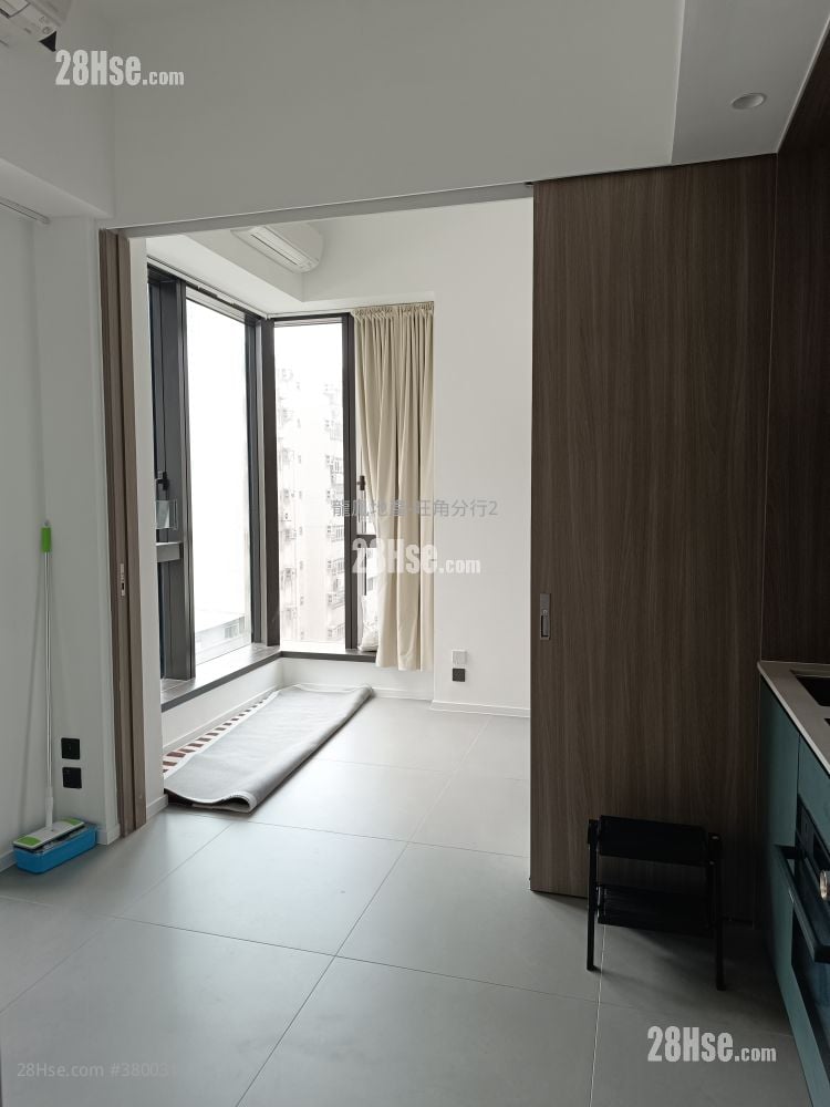 Larchwood Rental 1 Bedroom , 1 Bathroom 267 ft²