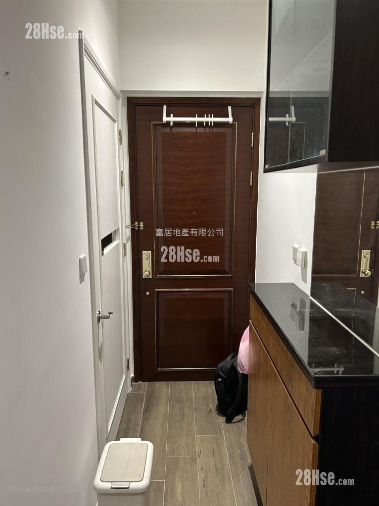 Maison Rose Sell 1 Bedroom , 1 Bathroom 297 ft²