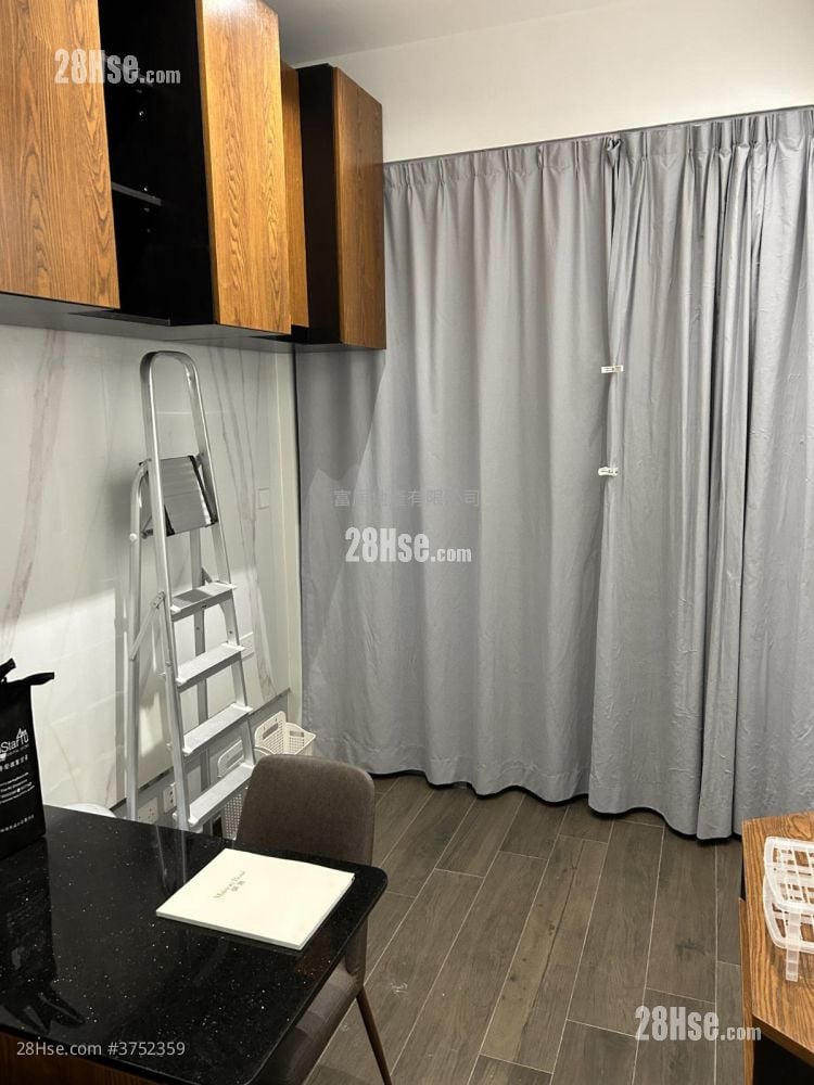 Maison Rose Sell 1 Bedroom , 1 Bathroom 297 ft²