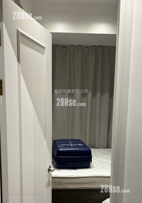 Maison Rose Sell 1 Bedroom , 1 Bathroom 297 ft²