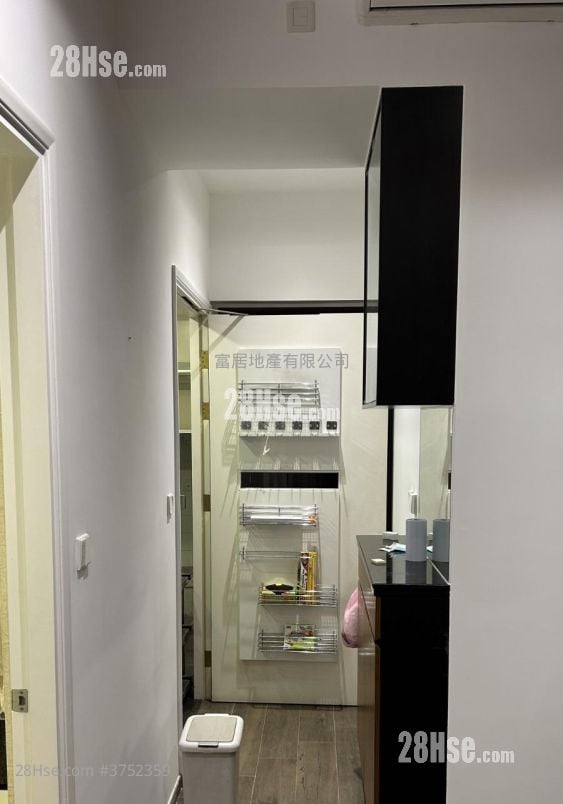 Maison Rose Sell 1 Bedroom , 1 Bathroom 297 ft²