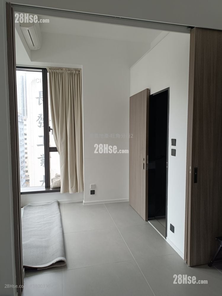 Larchwood Rental 1 Bedroom , 1 Bathroom 267 ft²