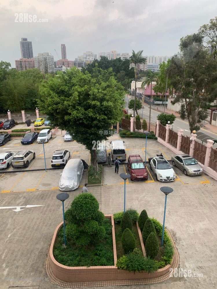 Meadowlands Sell 3 Bedrooms 972 ft²