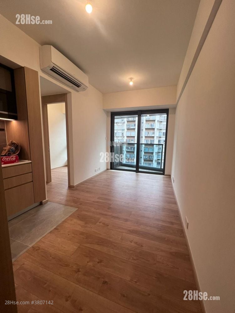 The Aperture Rental 2 Bedrooms , 1 Bathroom 440 ft²