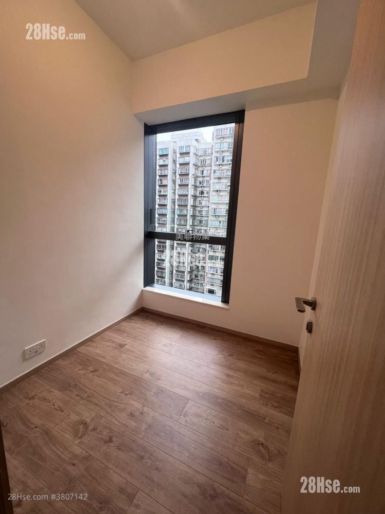 The Aperture Rental 2 Bedrooms , 1 Bathroom 440 ft²