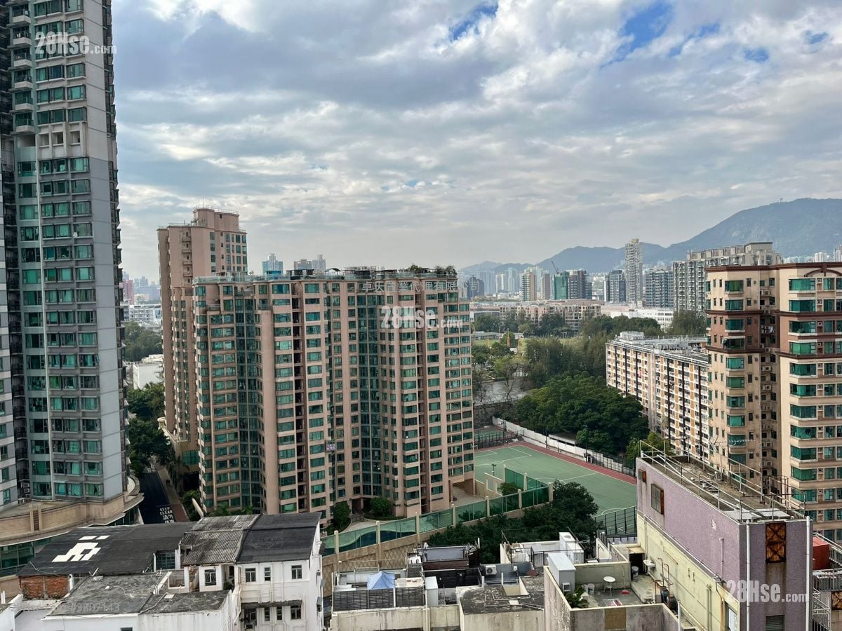 Downtown 38 售盘 2 房 , 1 浴室 385 平方尺