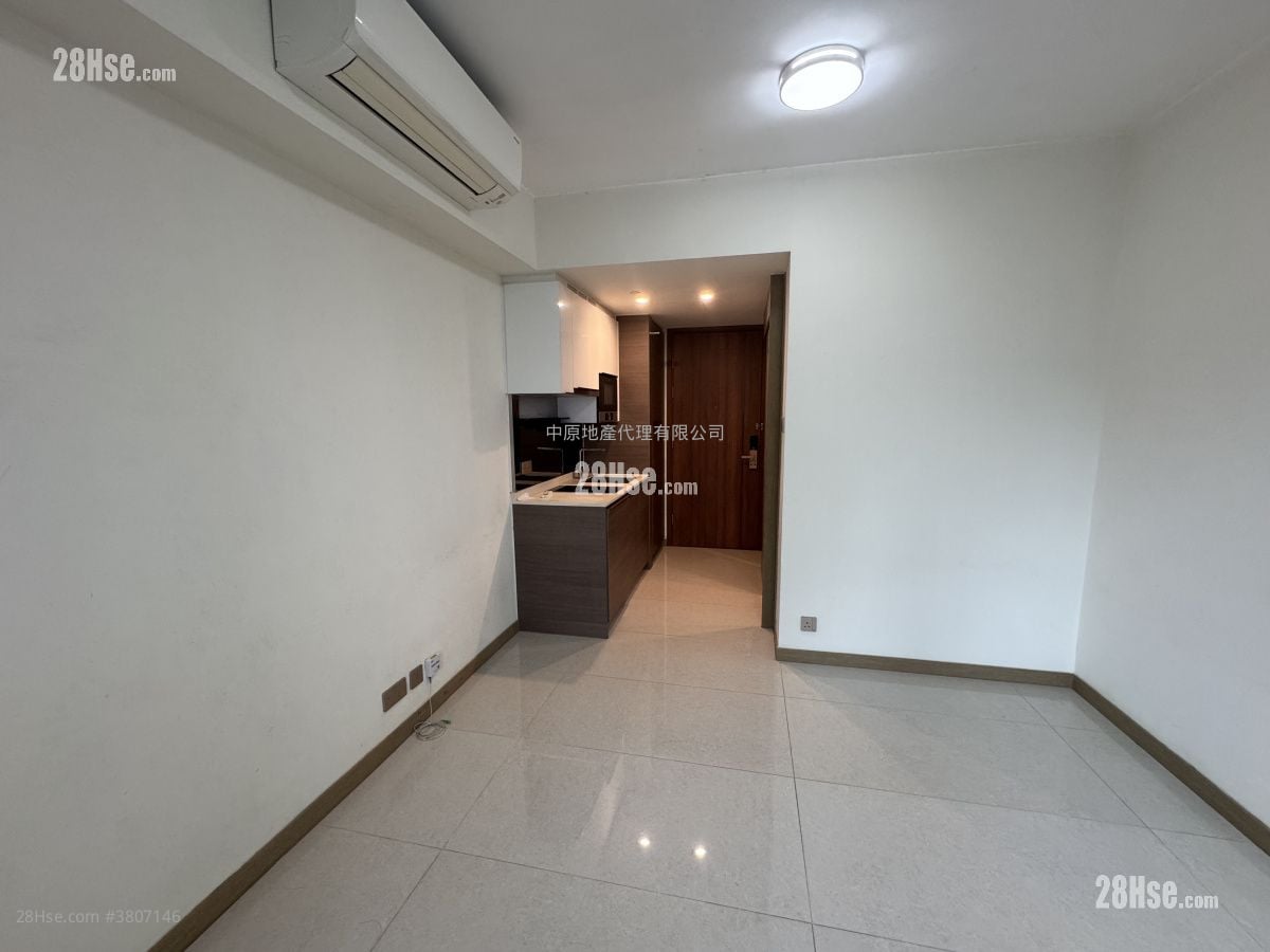 Aurora Rental 2 Bedrooms , 1 Bathroom 444 ft²