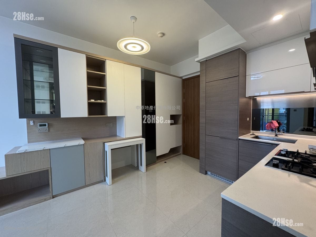 Aurora Rental 2 Bedrooms , 1 Bathroom 444 ft²