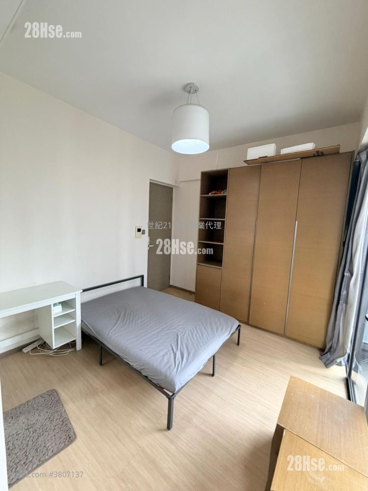 The Met. Focus Rental Studio , 1 Bathroom 230 ft²