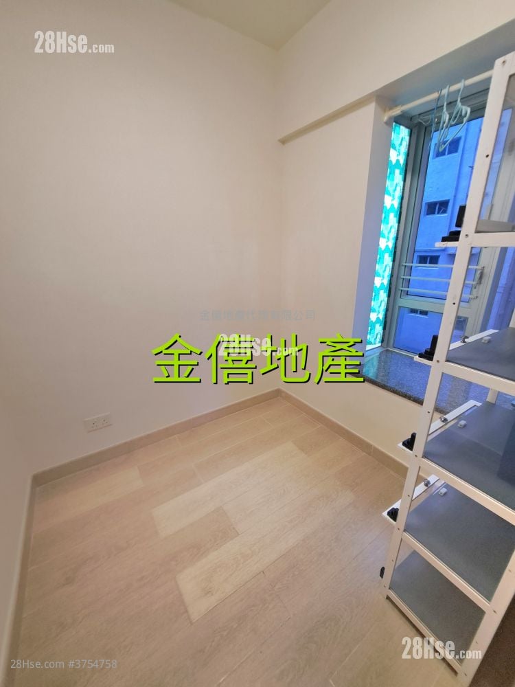 Fa Yuen Plaza Rental 2 Bedrooms , 1 Bathroom 322 ft²