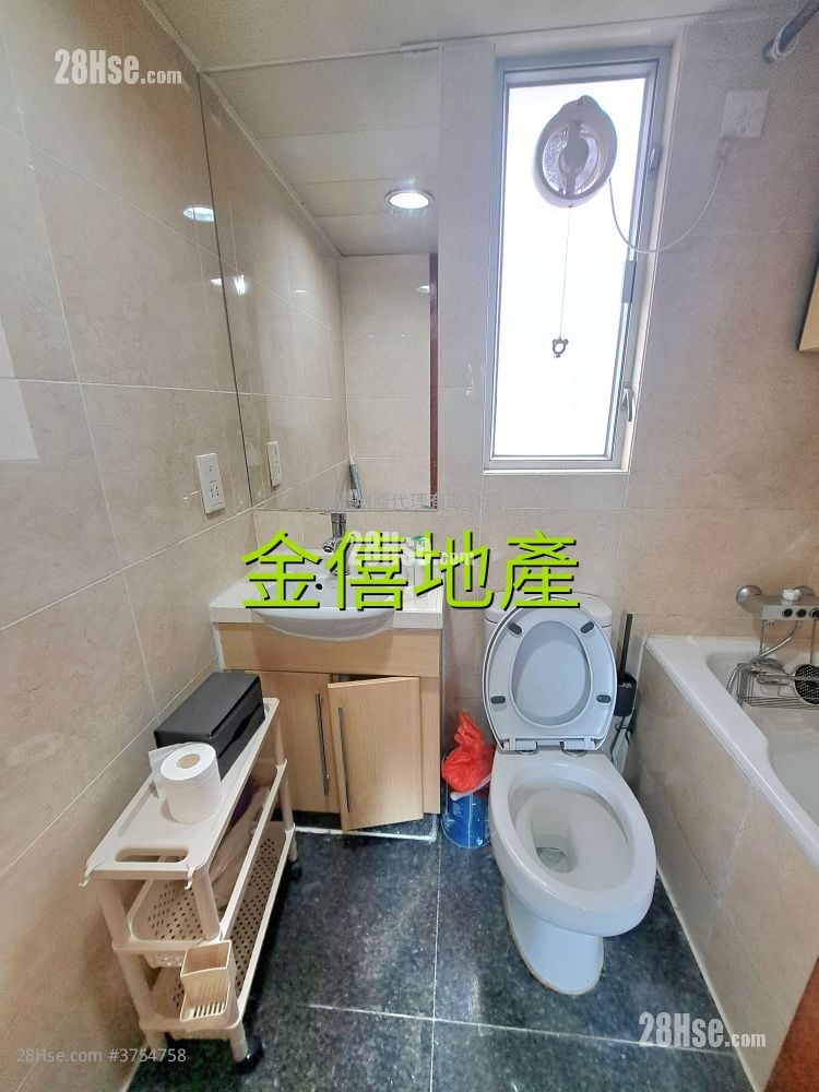 Fa Yuen Plaza Rental 2 Bedrooms , 1 Bathroom 322 ft²