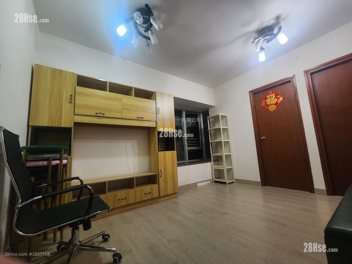 Fa Yuen Plaza Rental 2 Bedrooms , 1 Bathroom 322 ft²