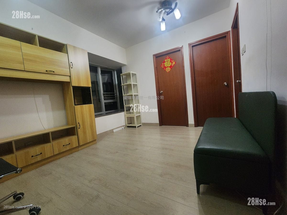 Fa Yuen Plaza Rental 2 Bedrooms , 1 Bathroom 322 ft²