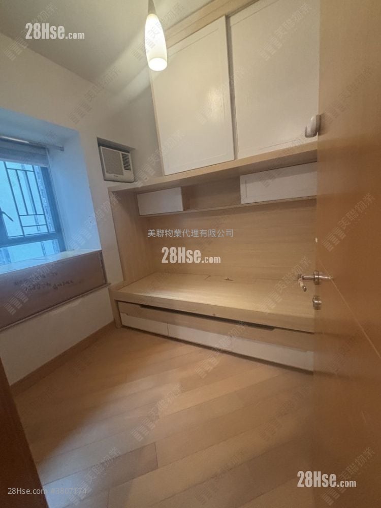 The Long Beach Sell 2 Bedrooms , 1 Bathroom 564 ft²