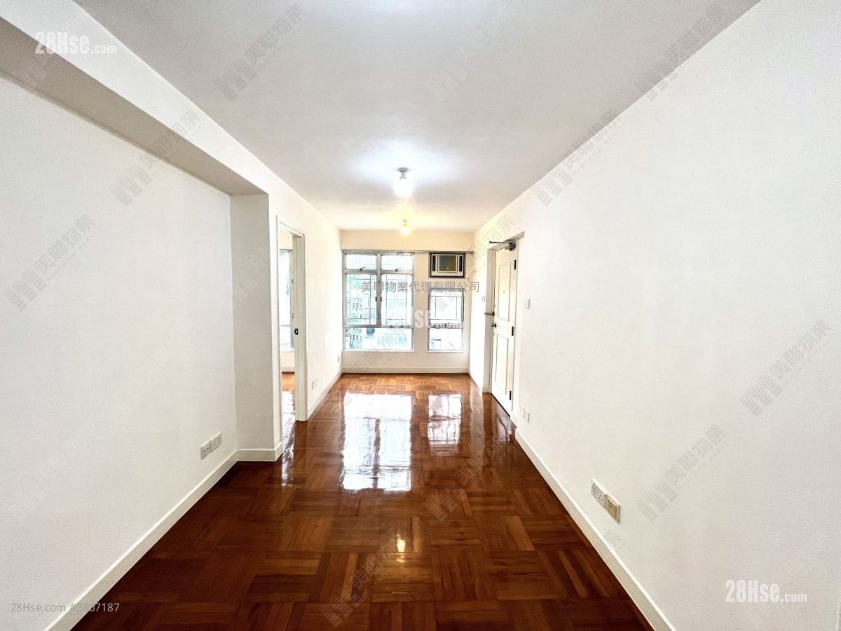 皇子花园 售盘 3 房 , 2 浴室 527 平方尺