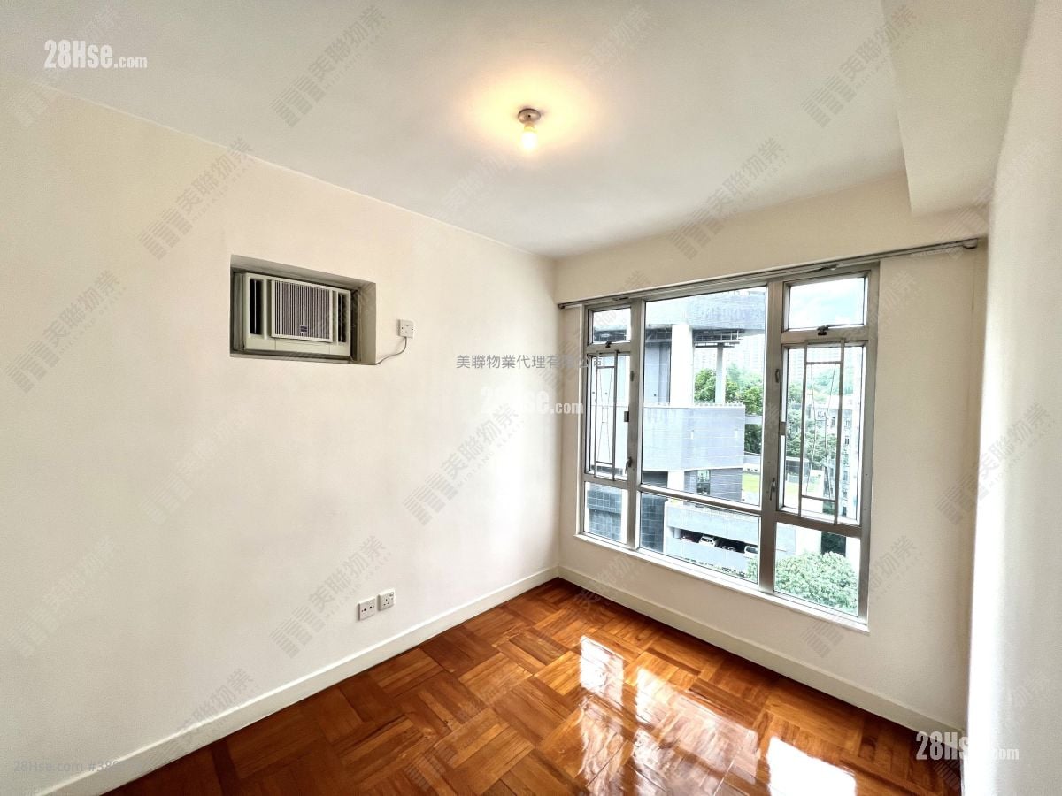 皇子花园 售盘 3 房 , 2 浴室 527 平方尺