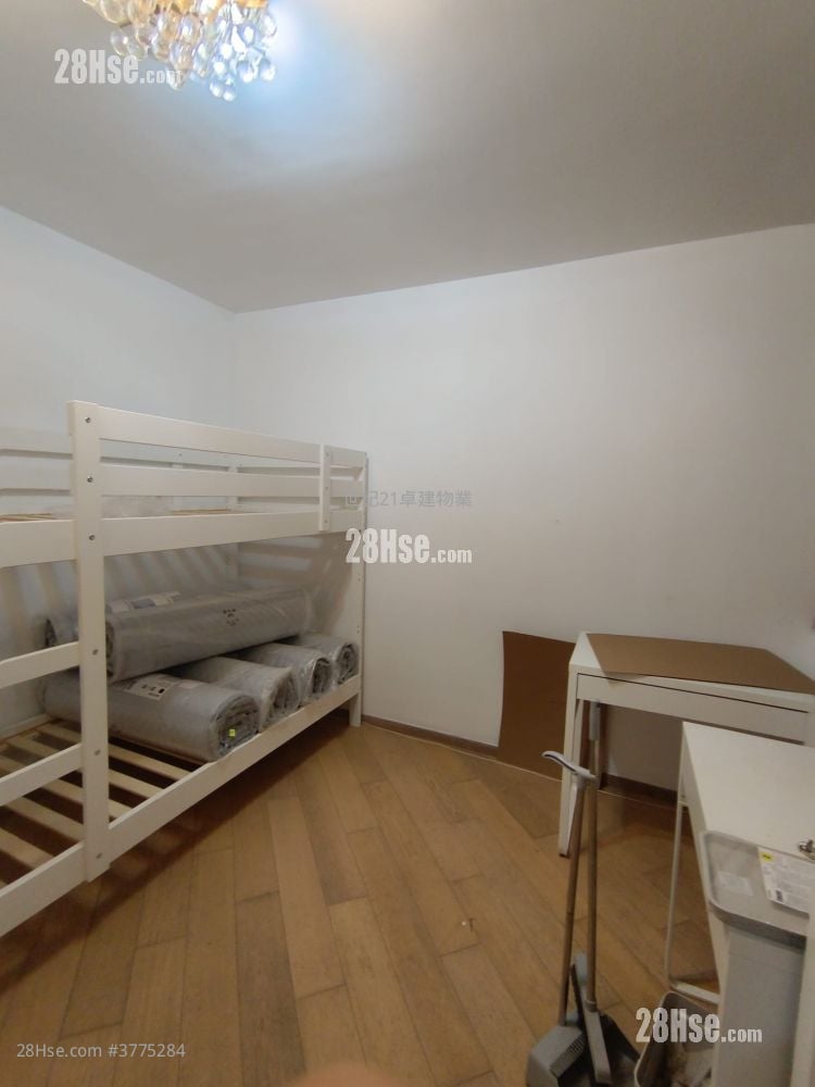 海滨南岸 售盘 3 房 , 2 浴室 593 平方尺