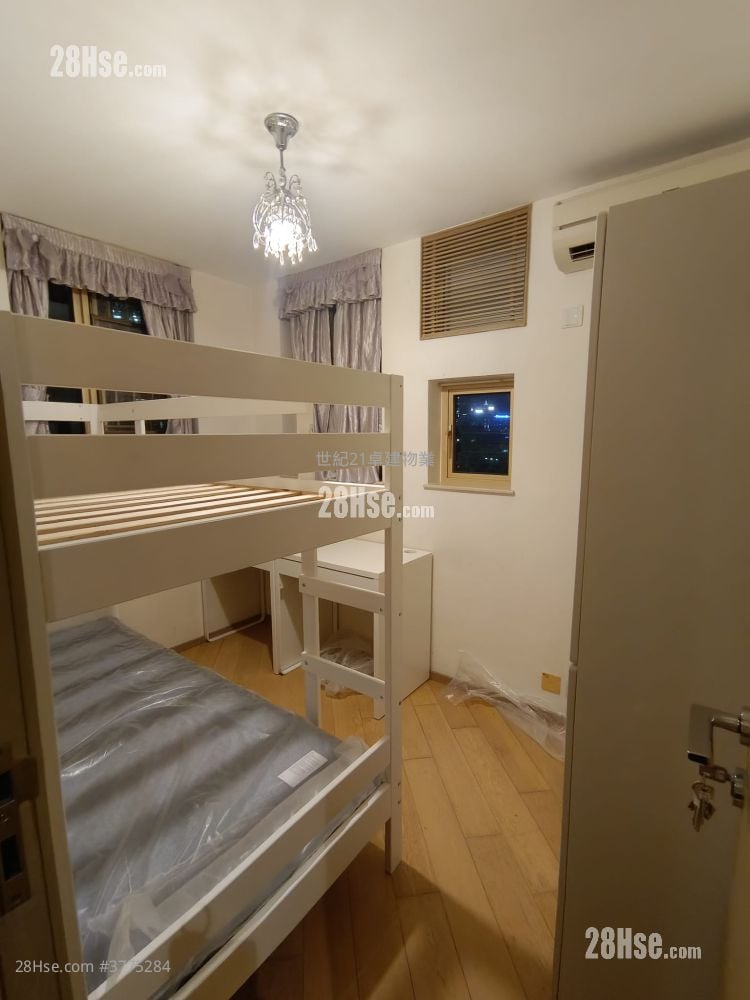 海滨南岸 售盘 3 房 , 2 浴室 593 平方尺