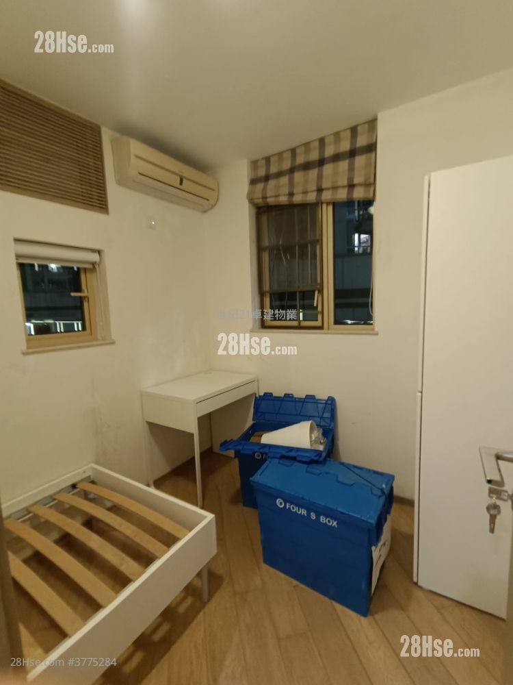 海滨南岸 售盘 3 房 , 2 浴室 593 平方尺