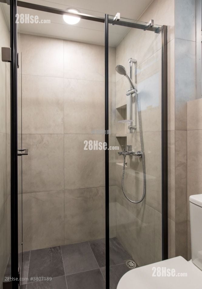 富丽花园 售盘 2 房 431 平方尺