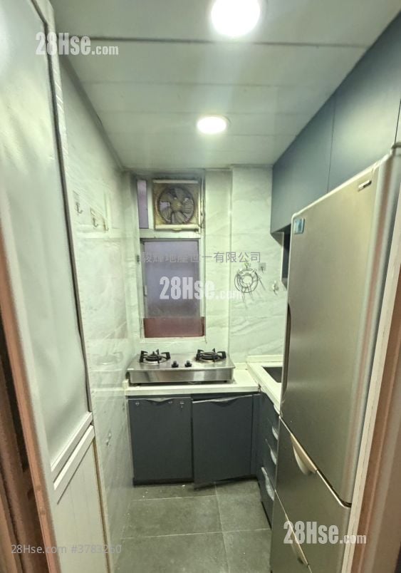 Windsor Mansion Rental 3 Bedrooms , 3 Bathrooms 534 ft²