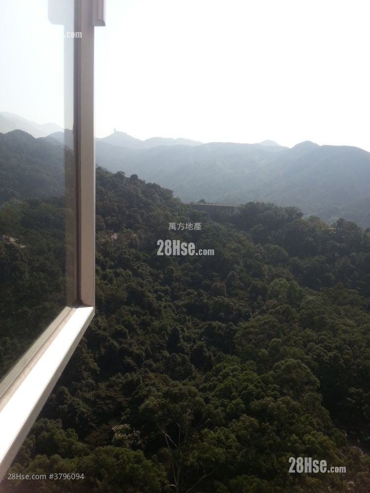 Kwong Lam Court Sell 2 Bedrooms , 1 Bathroom 441 ft²