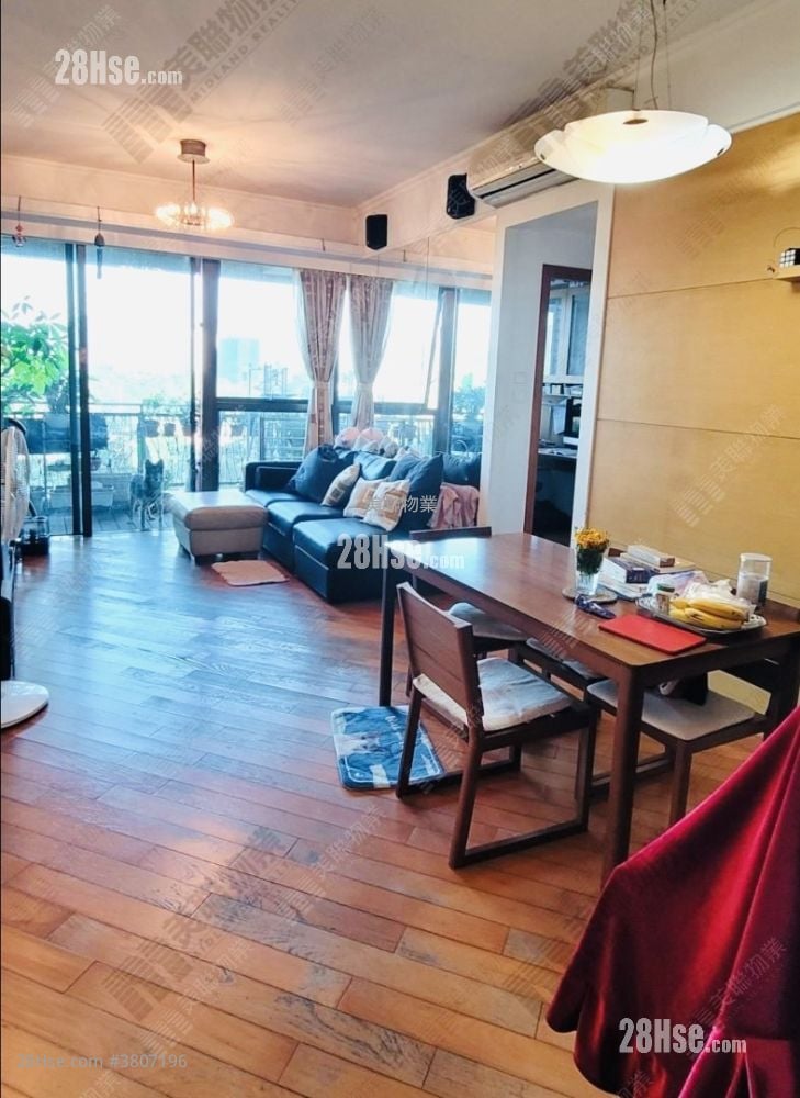 皇府山 售盤 3 房 872 平方呎