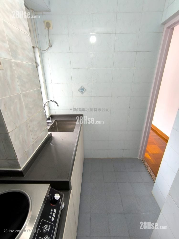 Kam Fat Building Rental 2 Bedrooms , 1 Bathroom 309 ft²