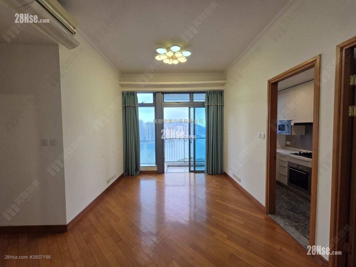 御凯 售盘 3 房 728 平方尺