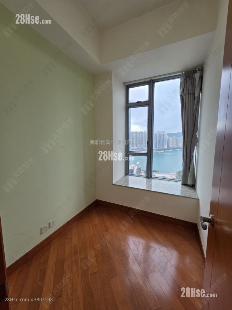 御凯 售盘 3 房 728 平方尺