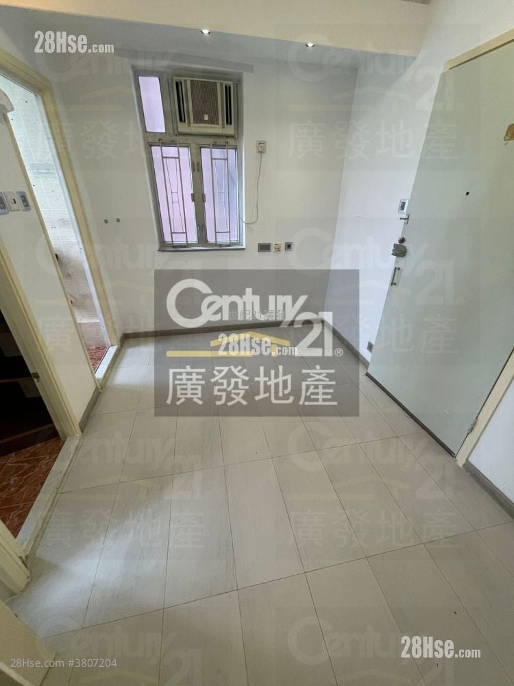 单幢楼房 租盘 1 房 , 1 浴室 216 平方尺