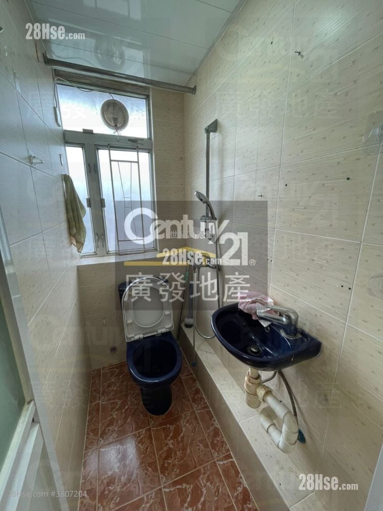 单幢楼房 租盘 1 房 , 1 浴室 216 平方尺