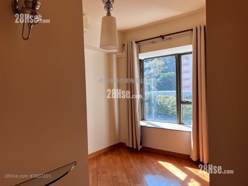 宝翠园 售盘 2 房 , 2 浴室 762 平方尺